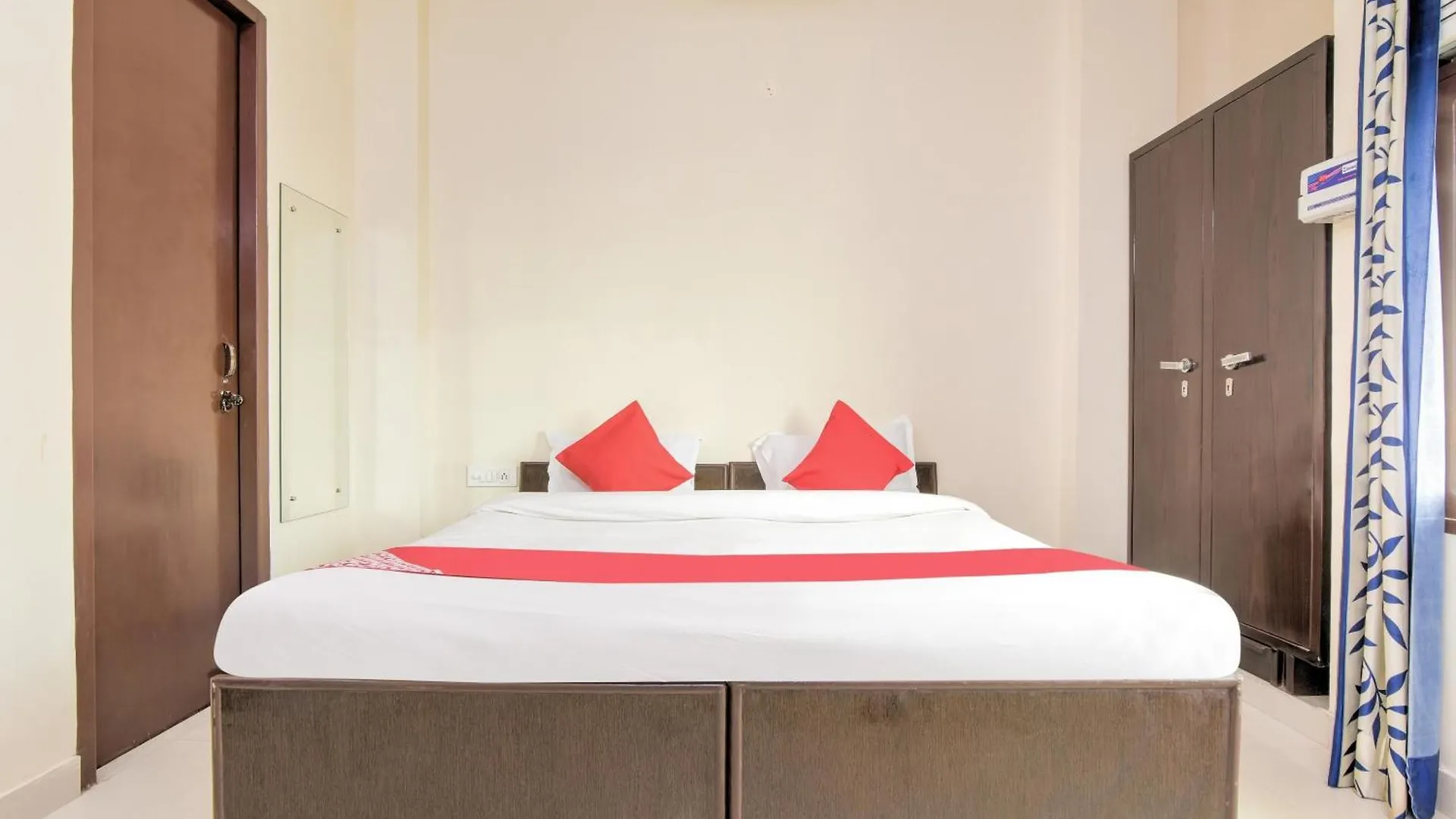 ***  Hotel O Tipsyy Inn Near Ardee Mall Gurgáon Indie